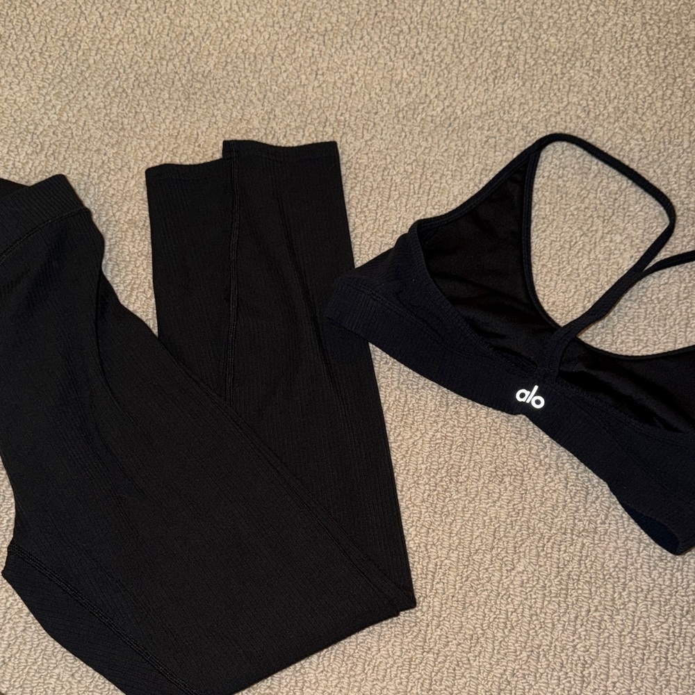Ribbed Alo Black Leggings and Sports Bra Set
